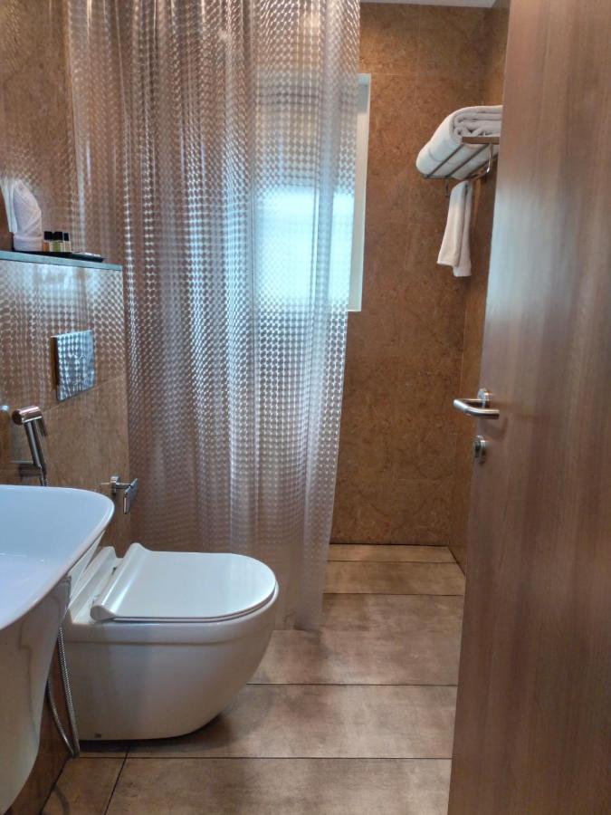 Hotel Grand Alleppey Alappuzha Zewnętrze zdjęcie